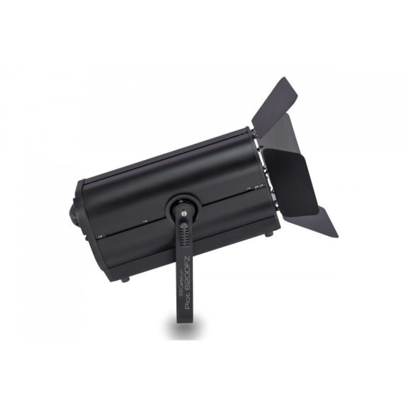 Soundsation PLOT 6200FZ - Fresnel lámpa 200 W-os RGBALC 6 az 1-ben leddel és motoros zoommal